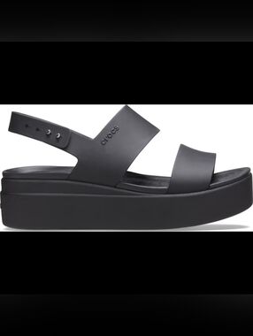 Crocs Brooklyn Wedge Womens Size 7 Black On Black Adjustable Beach Vacation